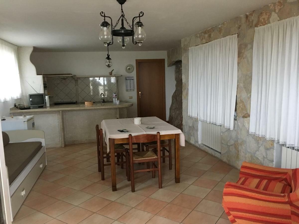B&B La Vecchia Scuola Sonnino ภายนอก รูปภาพ