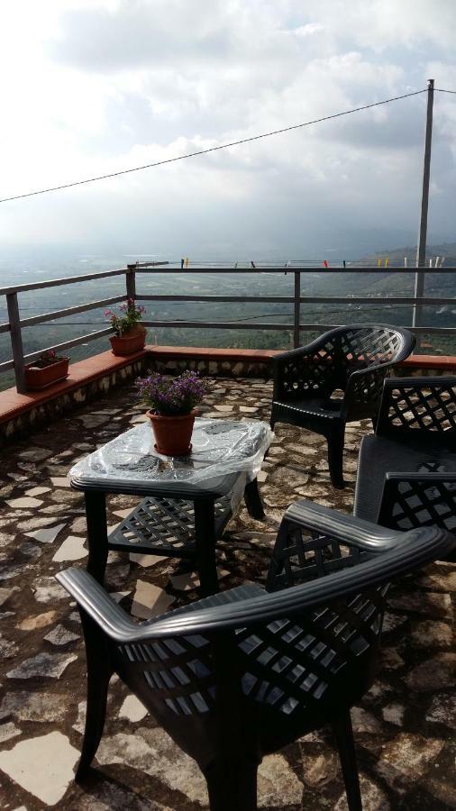 B&B La Vecchia Scuola Sonnino ภายนอก รูปภาพ