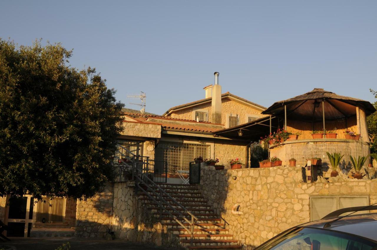 B&B La Vecchia Scuola Sonnino ภายนอก รูปภาพ